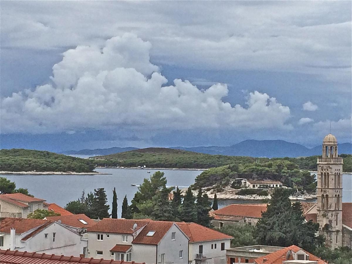 Apartment Elena 40 M2 With Beautiful Wide Sea Views 3 Stars Hvar Town Exteriér fotografie
